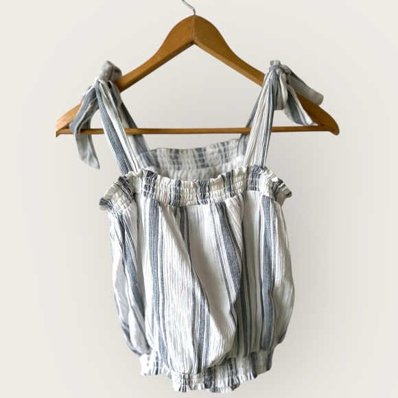 Universal Thread Linen Striped Bubble Crop Tank Top, Tie Straps Blue & White - Picture 4 of 11